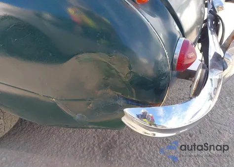 1967 Austin Mini1.3I из США, поврежденный, VIN HBJ8L39676